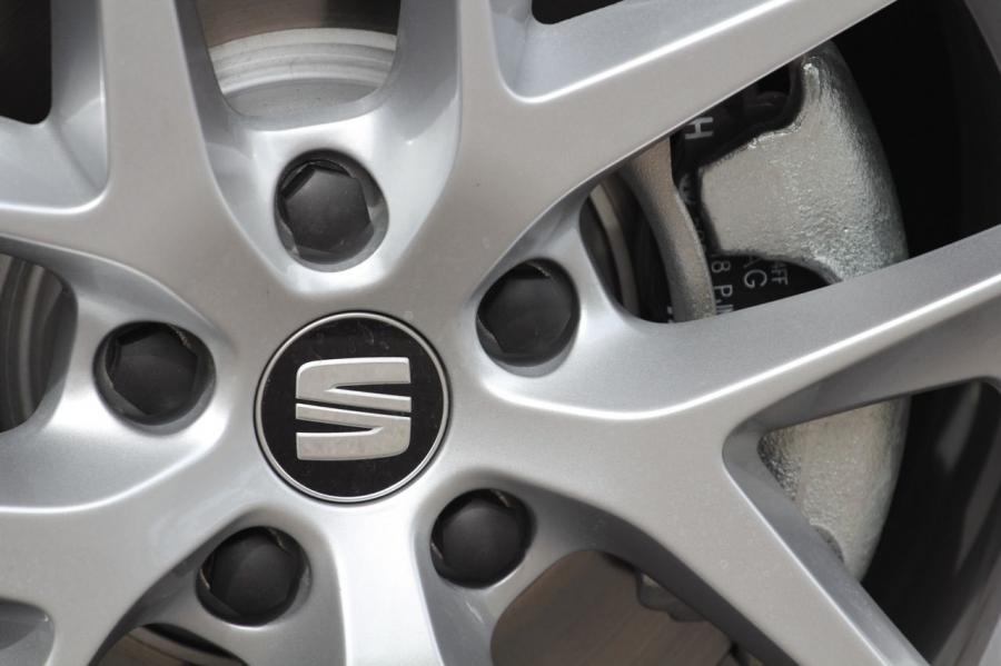  Seat Leon SC 2013 года  (фото 13 из 52)